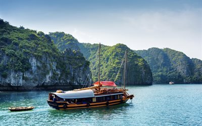 Halong Bay, summer, sea, Tonkin Gulf, South China Sea, Vietnam, Quang Ninh
