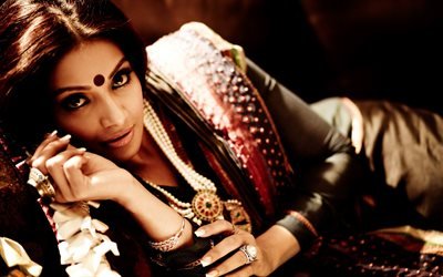 4k, Bipasha Basu, a atriz indiana, saree, beleza, Bollywood