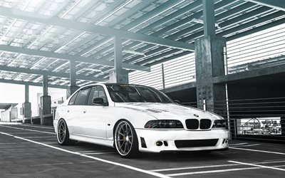 BMW M5, parcheggio, parcheggio gratuito, E39, tuning, BMW serie 5, le auto tedesche, bianco e39 BMW