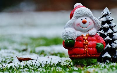 snowman, sculpture, snow, green grass, winter, New Year