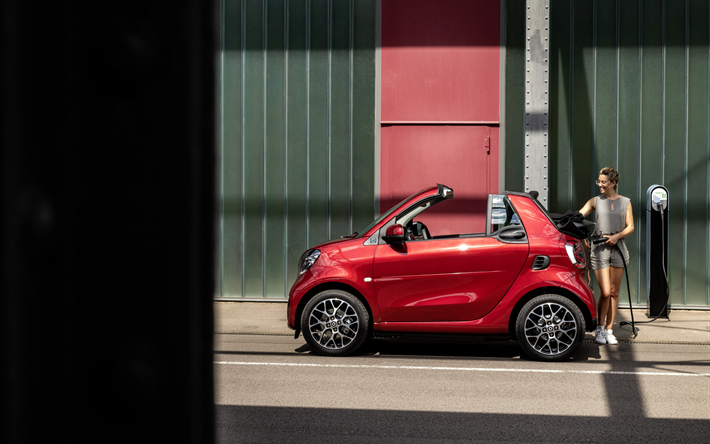 Smart EQ fortwo cabrio, 2019, vista lateral, coche el&#233;ctrico, rojo nuevo Smart EQ fortwo, convertible rojo, Smart