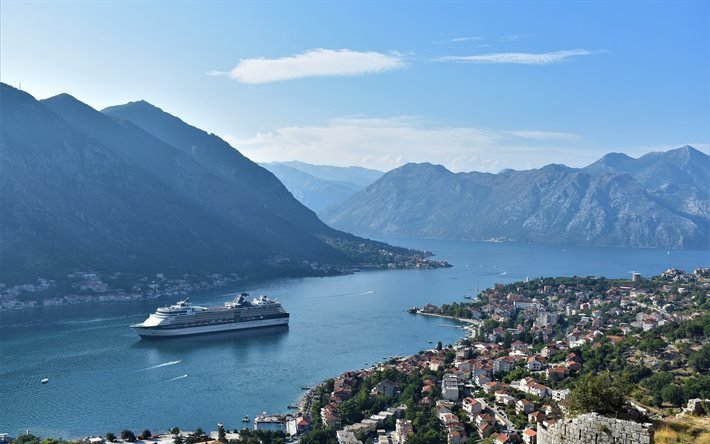 Kotor Montenegro, kryssningsfartyg, vik, sommar, berglandskap, semesterorter av Montenegro, Kotor panorama