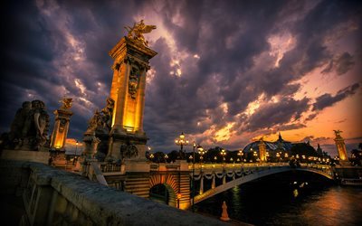 Pont Alexandre III, gece, Paris, Fransa