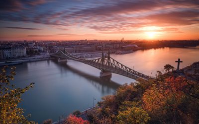 Budapest, Bridge of Freedom, morning, sunrise, sights, Danube river, Hungary, Budapest landmarks