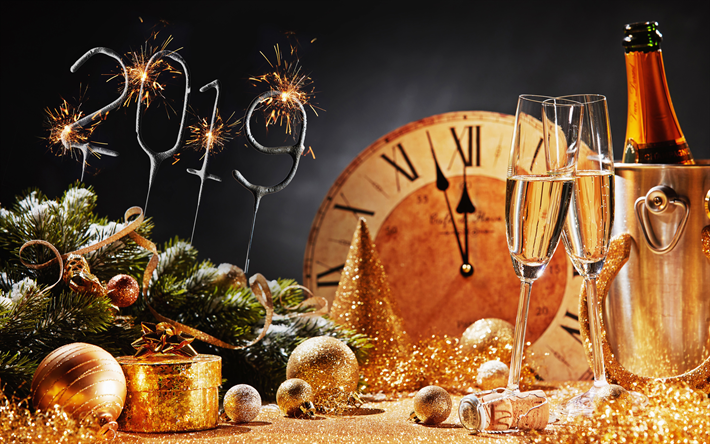 4k, bonne et Heureuse ann&#233;e 2019, horloge, verres &#224; champagne, d&#233;corations de no&#235;l, des cadeaux, Joyeux No&#235;l