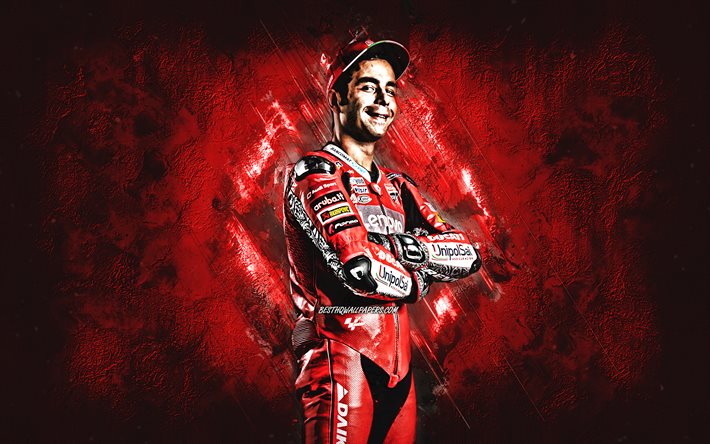 Danilo Petrucci, Tech3 KTM Factory Racing, italialainen moottoripy&#246;r&#228;ilij&#228;, MotoGP, punainen kivitausta, muotokuva, MotoGP World Championship