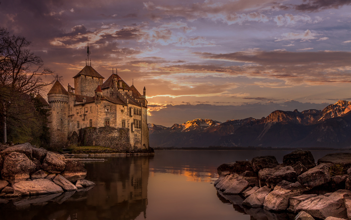 Chillon slott, Genèvesjön, kväll, solnedgång, fornborg, Alperna, bergslandskap, Chillon, Schweiz