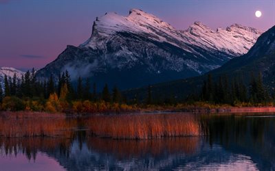 Banff, Kirkkaanpunainen J&#228;rvet, 4k, syksy, Banff National Park, Kanada