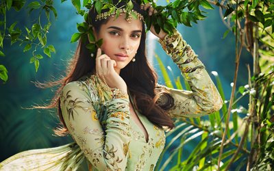 Aditi Rao Hydari, indian actress, portrait, photoshoot, green indian dress, beautiful woman