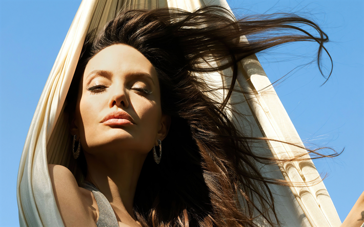Angelina Jolie, attrice americana, ritratto, servizio fotografico, Elle, attrici popolari, star americana