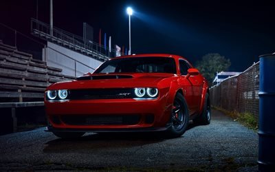 Dodge Challenger SRT Demonio, de noche, supercars, 2018 coches, coches americanos, rojo Challenger, Dodge