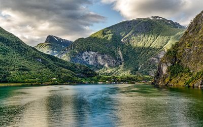 Aurland, Fiordo, montagne, rocce, Norvegia, paesaggio di montagna