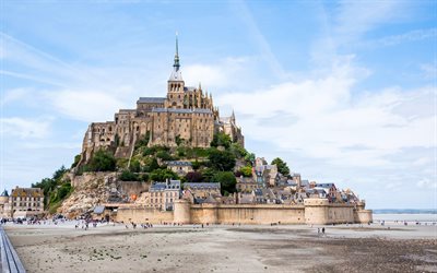 Mont-Saint-Michel, rocky island, fornborgarna, sev&#228;rdheter, Normandie, Frankrike
