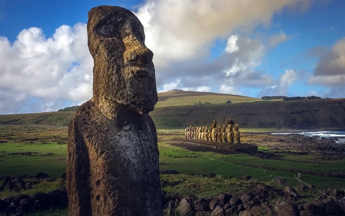 Ahu Tongariki, P&#229;sk&#246;n, landm&#228;rke, antika skulpturer, Rapanui, Chile, &#214; i Stilla Havet