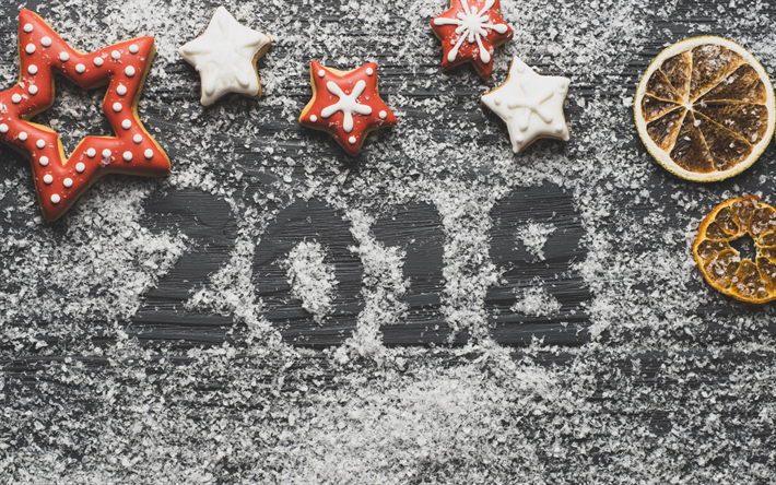frohes neues jahr 2018, s&#252;&#223;igkeiten, schnee, weihnachten 2018, neues jahr 2018, holz-hintergrund, weihnachten