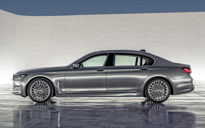 7 de BMW, 2020, G12, &#224; l&#39;ext&#233;rieur, vue de c&#244;t&#233;, de l&#39;argent de la berline, la nouvelle silver 7 de BMW, voitures allemandes, BMW 750i, BMW