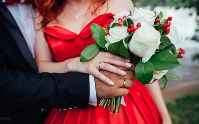 結婚式の花束, 白バラの花, 紅ウェディングドレス, 驚, 新郎新婦