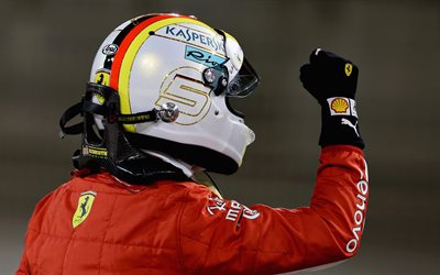 Sebastian Vettel, 4k, casco, alem&#225;n piloto de carreras de F&#243;rmula 1, las carreras, el piloto de la Scuderia Ferrari