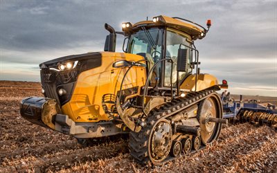 Challenger MT743, campo di aratura, trattori 2021, macchine agricole, trattore giallo, trattore cingolato, HDR, trattore in campo, agricoltura, raccolta, Challenger