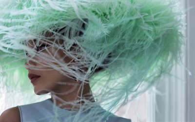 Bella Hadid, Amerikkalainen malli, photoshoot, vihre&#228; tukka, muotokuva, valkoinen mekko, Isabella Khair Hadid