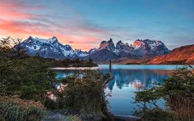 Torres del Paine, coucher de soleil, montagnes, lac, Patagonie, Chili