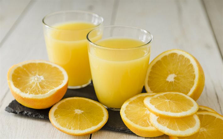 le jus de citron, le citron, les agrumes, le verre de jus, de jus de citron frais