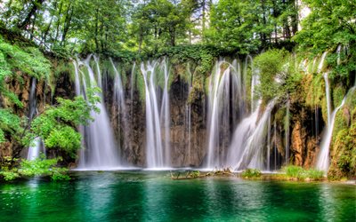 Hırvatistan, 4k, şelaleler, Plitvice G&#246;lleri Ulusal Park, orman, g&#246;l, yaz, dağlar
