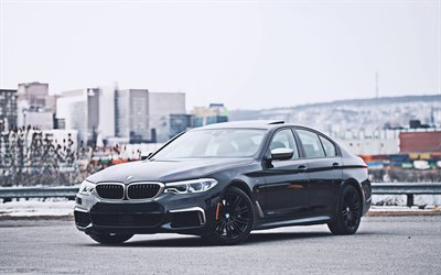 BMW M550i xDrive Sedan, 4k, carros de luxo, carros 2020, G30, 2020 BMW s&#233;rie 5, carros alem&#227;es, BMW