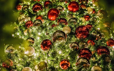 palline di natale rosse, 4k, albero di natale, decorazioni natalizie, decorazione di Capodanno, Felice Anno Nuovo, Buon Natale, concetti di nuovo anno, decorazioni di natale
