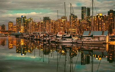 Vancouver, piren, b&#229;tar, sunset, kv&#228;ll, canadien st&#228;der, Kanada, Vancouver i kv&#228;ll