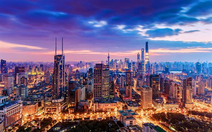Shanghai, coucher de soleil, m&#233;tropole, moderne b&#226;timents, gratte-ciel, en Chine, en Asie, &#224; Shanghai, dans le soir