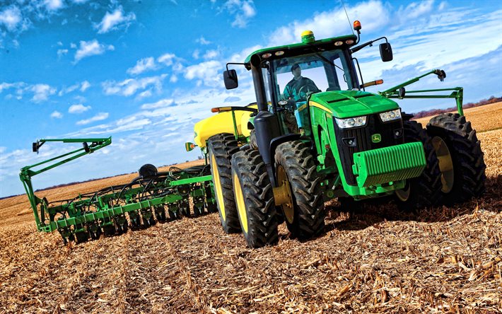John Deere 8335R, champ de labour, tracteurs 2021, machines agricoles, tracteur vert, HDR, tracteur sur le terrain, agriculture, r&#233;colte, John Deere