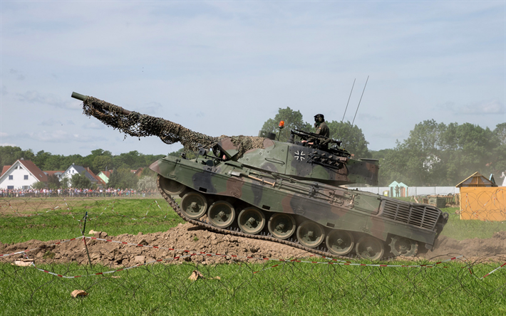 Leopard 2, 2A7, German main battle tank, landfill, modern tanks, Germany