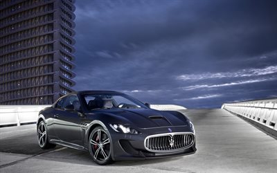 Maserati GranTurismo, MC Stradale, 2018, luxurious gray sports coupe, front view, new gray sports car, Italian cars, Maserati
