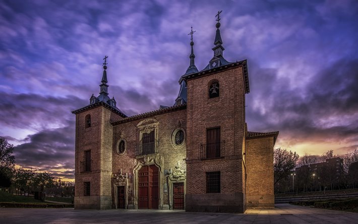 Madrid, noite, paisagem urbana, igreja, Madrid marco, Ermida de nossa Senhora do Porto