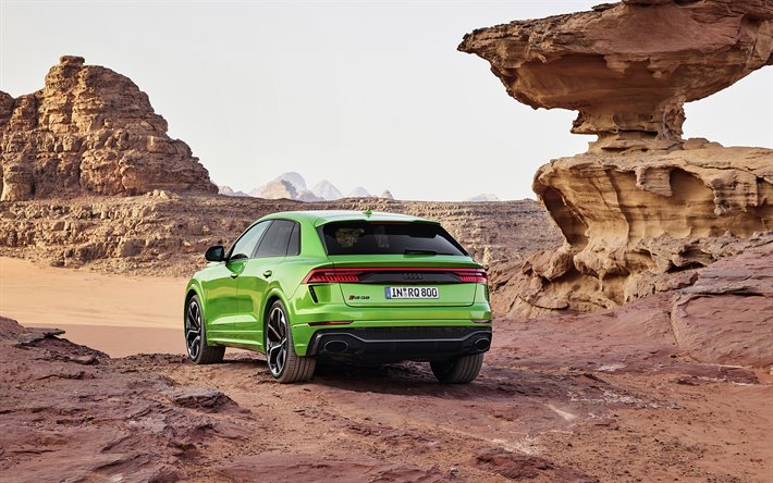 Audi RS Q8, 2020, vista posterior, exterior, SUV de color verde, la optimizaci&#243;n de Q8, verde nuevo RS Q8, coches de lujo, Audi