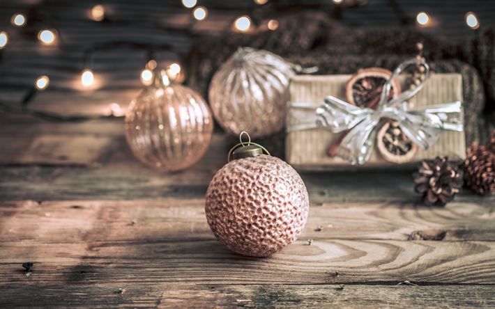 4k, ベージュのクリスマスボール, 新年あけましておめでとうございます, メリークリスマス, 花輪, ボケ, クリスマスの背景, クリスマス装飾として