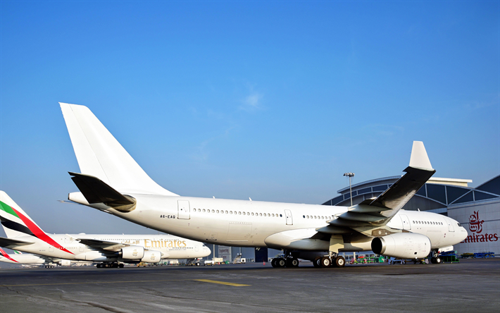Airbus A380, Yolcu u&#231;ağı, 4k, havaalanı, yatılı, Emirates, Boeing 777, Airbus