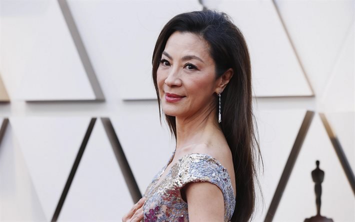 Michelle Yeoh, actrice malaisienne, portrait, photoshoot, belle robe, actrices populaires