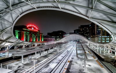Union Station, j&#228;rnv&#228;gsstationen, Denver, Colorado, vinter, sn&#246;, natt, USA
