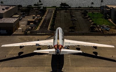 Boeing 747, avion de passagers, l&#39;a&#233;roport, la piste, le B747-200, Kalitta Air