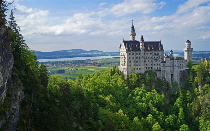 Neuschwanstein, Hohenschwangau, Bavyera, Almanya, Romanesk Revival Sarayı, g&#252;zel kale, dağ manzarası, Alman kaleler