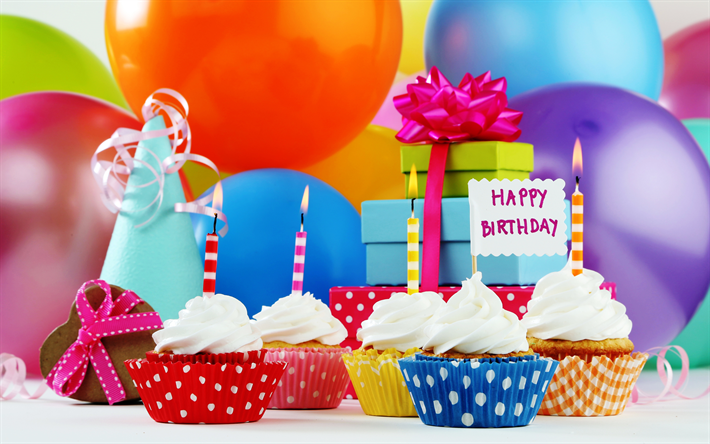 Doğum g&#252;n&#252; pastaları, Mumlar, şişme top, mutlu doğum g&#252;n&#252;, kek