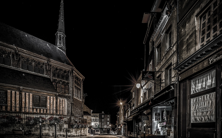 Honfleur, natt, nattens gator, lampor, gamla hus, Frankrike, Normandie