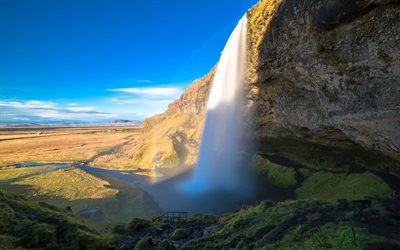 Seljalandsfoss, chute d&#39;eau, l&#39;Islande, le soir, coucher de soleil, de belles cascades, des chutes d&#39;eau d&#39;Islande, Seljalands Rivi&#232;re