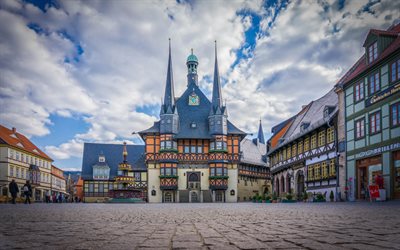 Wernigerode, Wohltaeterbrunnen, beautiful square, spanish city, cityscape, Saxony-Anhalt, Alemania