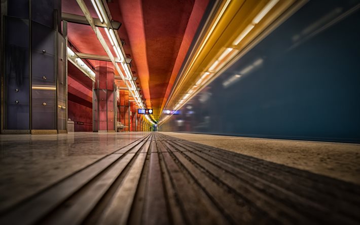 Stazione della metropolitana, tunnel, concetti di infinito, trasporto pubblico, metropolitana, colori dell&#39;arcobaleno