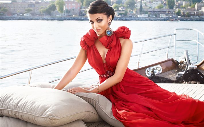 Aishwarya Rai, kaunis nainen, Intian muoti malli, Intialainen n&#228;yttelij&#228;, ruskeaverikk&#246;, punainen mekko