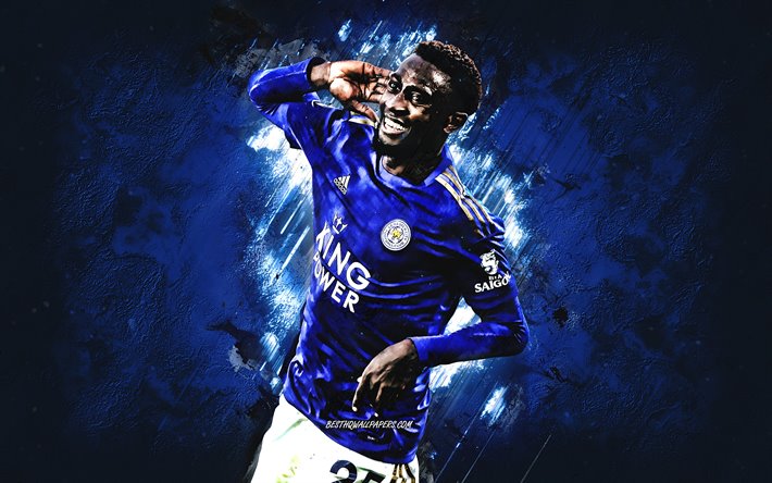 Wilfred Ndidi, Leicester City FC, Premier League, Nigerian jalkapalloilija, sininen kivi tausta, muotokuva, jalkapallo