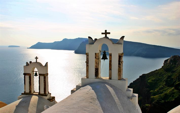 Santorini, vit kyrka, morgon, soluppg&#229;ng, klocka, Egeiska havet, vita byggnader, grekisk kyrka byggnad, Grekland